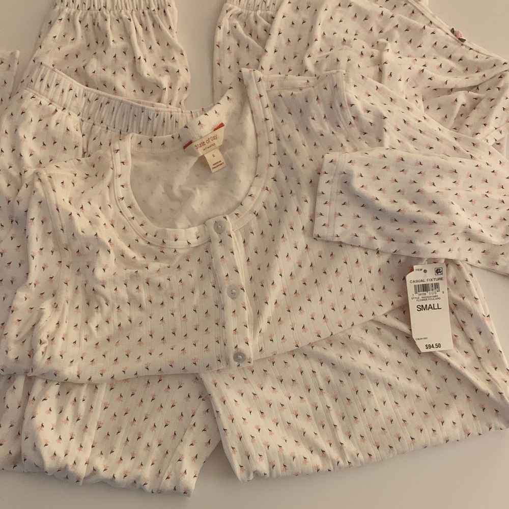 Cozy White Patterned Pajama Set